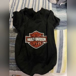 Size medium dog shirt.. NWT